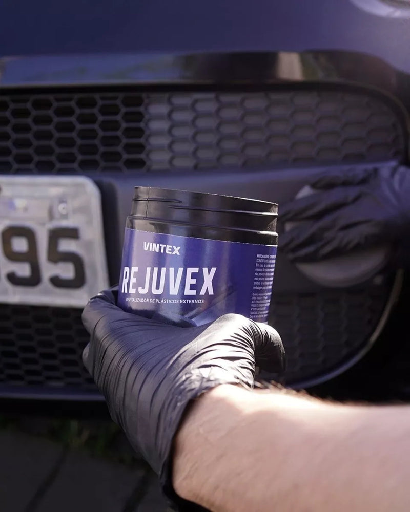 Revitalizador de Plásticos Automotivo – Efeito Brilho Molhado e Proteção UV